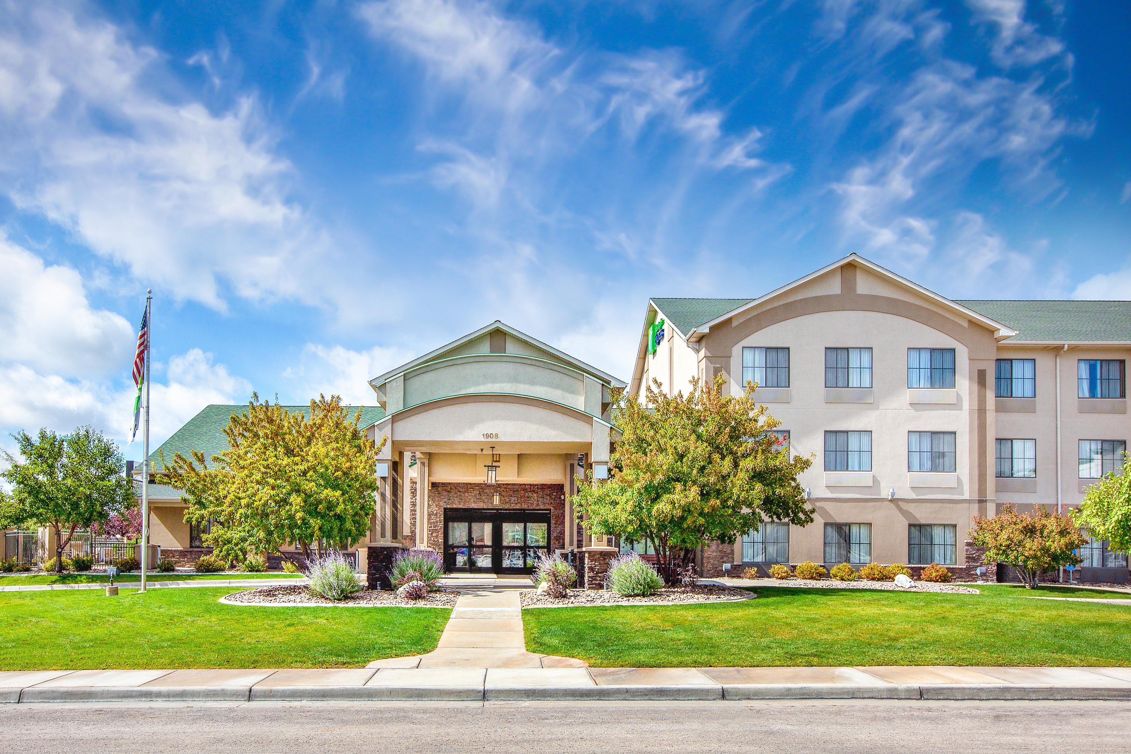 Holiday Inn Express Hotel & Suites Gillette By Ihg Exterior foto